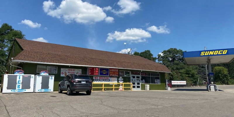 Runyan Lake Food Center (Sunoco Gas, Jennings Superette) - 2024 Street View Sunoco